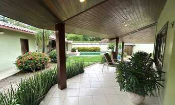 Imagem: Casa para venda tem 400 metros quadrados