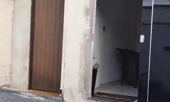 Imagem 2: Vendo casa com edícula nos fundos