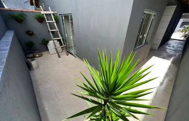 Imagem 2: PERTINHO DA PRAIA | Pronta entrega | 2 Dorm | Casa c/piscina