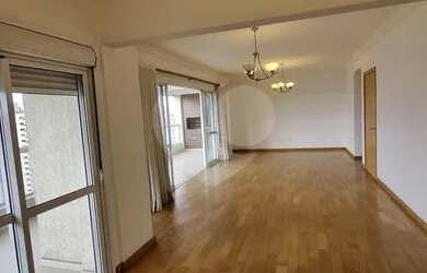 Imagem 6: Apto com 3 suites e 4 vagas