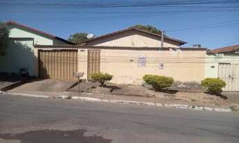 Imagem: Casa Festa Trindade próximo Carreirodrómo