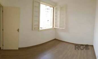 Imagem 4: VENDA APARTAMENTO 2 DORMITÓRIOS, MENINO DEUS, REFORMADO, BAIXA TAXA CONDOMINIAL, ENSOLARAD