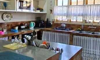 Imagem 3: Velleda oferece linda casa com anda por fazer, mini sítio em Águas Claras!