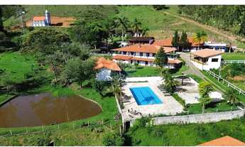 Imagem: Linda Pousada na Serra da Mantiqueira !