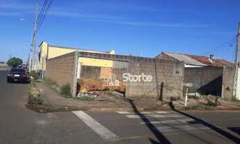 Imagem: Terreno de esquina à venda, 274,38m² por