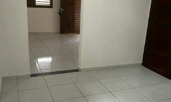 Imagem 2: Alugo casa no Conj.Pirangi - vizinha à Capim Macio