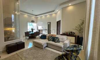 Imagem 4: Casa à venda em Indaiatuba, Residencial Beira da Mata, com 3 suítes, com 210 m²