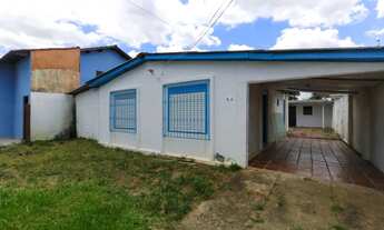 Imagem: Casa com 3 quartos para alugar no bairro