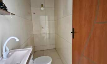 Imagem 3: Apartamento tipo casa com 2 quartos sendo um com suite, varanda e com boa localização