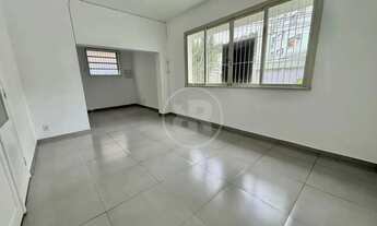 Imagem 4: Casa para fins comerciais com 150 m² privativos e 2 vagas, próximo ao Centro, no bairro Bo