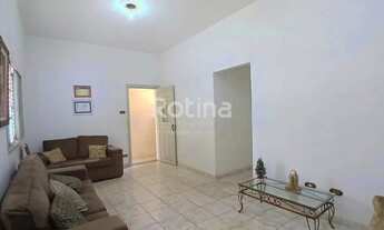 Imagem 2: Casa para alugar, 3 quartos, Centro - Uberlândia/MG - Rotina Imobiliária