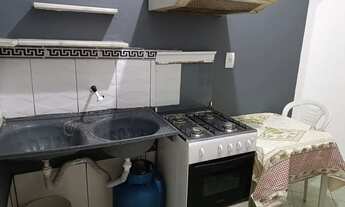 Imagem 2: Alugo kit Net mobiliado na coroa do meio com água e energia incluso