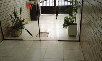 Imagem 4: Casa para venda possui 115 metros quadrados com 3 quartos em Encruzilhada - Santos - SP