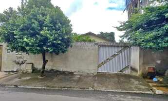 Imagem: Casa com Quintal em Santa Bárbara