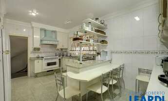 Imagem 3: CASA ASSOBRADADA - JARDIM MARAJOARA - SP