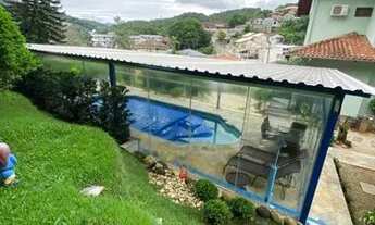 Imagem 2: Linda Casa 3 pavimentos 6 dormitorios , piscina aquecida em Brusque SC! Aceita Imóve