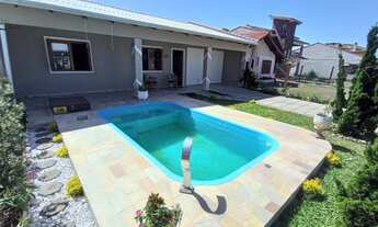 Imagem 1: Casa para venda com 147 metros quadrados Próxima do mar