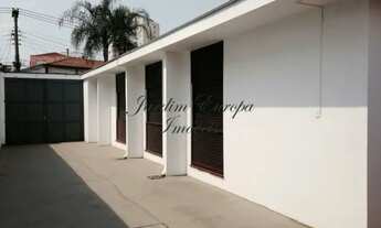 Imagem 2: CASA TÉRREA ALTO DE PINHEIROS - 451M2 total - 3 dorm com 2 suítes