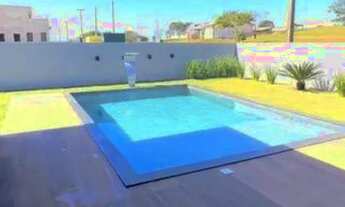 Imagem 3: Casa com piscina