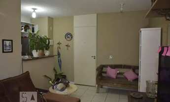 Imagem 3: Apartamento para Aluguel - Anil, 2 Quartos, 50 m2