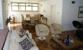 Imagem 4: Casa para venda possui 377 metros quadrados com 4 quartos em Alto de Pinheiros - São Paulo