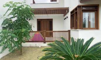 Imagem 3: Linda casa de Alto Padrão Em condomínio No Olho D Agua, Toda Reformada e Projetada Piscina