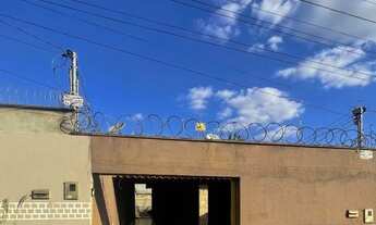 Imagem: Casa disponível aluguel c/ 2/4(1st) quintal