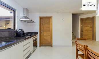 Imagem 2: Casa com 2 Quartos (1 suíte), 211 m² averbados à venda, por R$ 850.000,00 - Guabirotuba