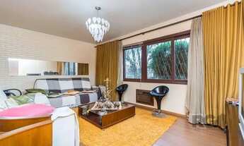 Imagem 2: Casa 140m² - 3 dormitórios sendo 2 suítes e 4 vagas no bairro Sarandi