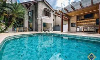 Imagem: Belíssima casa recem reformada à venda