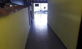 Imagem 5: Sobrado com passagem lateral e bem localizado!