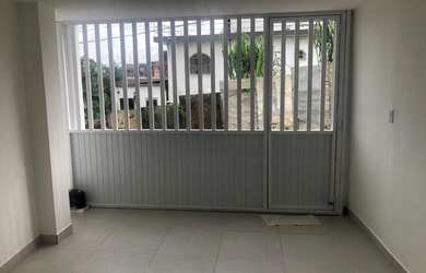 Imagem 6: Alugo 3/4 atrás do C.A.B