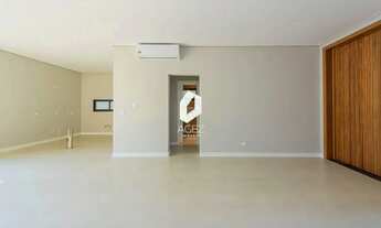 Imagem 4: Casa de Alto Padrão à Venda 04 suítes - São José dos Pinhais/PR