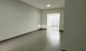 Imagem 2: Casa em condomínio com 3 quartos sendo 1 suíte disponível para venda no bairro Aclimação e