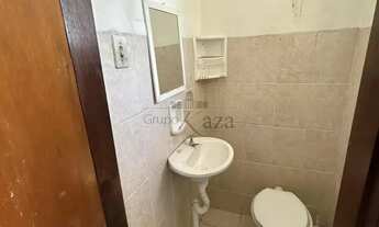 Imagem 7: Oportunidade - Casa Comercial Residencial - Vila Santa Helena - 4 Dormitórios - 225m²