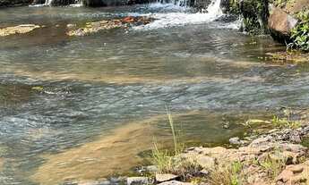 Imagem 2: SÍTIO À VENDA - PRÓXIMO A FLOR DE MINAS GURINHATA - Água em Abundância - R$ 2.000.000,00