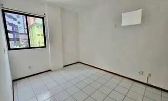 Imagem 3: Imóvel para venda possui 87 metros quadrados com 3 quartos em Ponta Verde - Maceió - AL