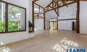 Imagem 5: CASA ASSOBRADADA - PACAEMBÚ - SP