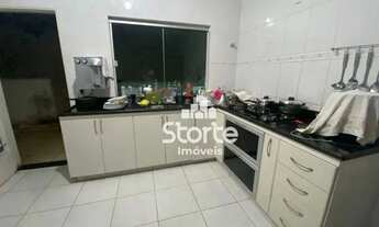 Imagem 2: Casa com 3 dormitórios à venda, 162 m² por R$ 750.000,00 - Tubalina - Uberlândia/MG