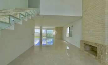 Imagem 4: Casa NOVA com 4 suítes, piscina e vista panorâmica do Condomínio Real Park