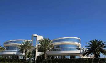 Imagem 2: CASA FRENTE MAR Casa com 5 dormitórios