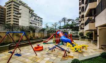 Imagem 3: Incrível 2 quartos com Varanda no Arpoador!!!