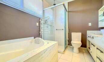 Imagem 7: Casa em condomínio Alto Padrão Vila Assunção 03 suítes e 04 Garagens cobertas