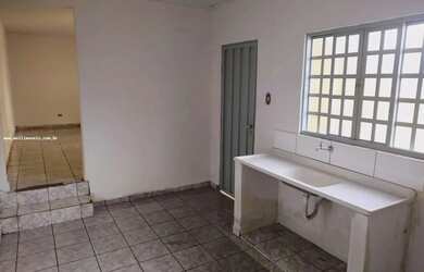 Imagem 7: Casa para Locação em Presidente Prudente, Cecap, 1 dormitório, 1 banheiro, 2 vagas