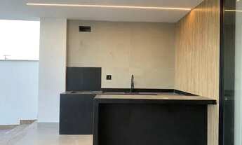 Imagem 5: Imóvel para venda possui 220 metros quadrados com 3 quartos