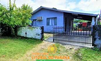 Imagem: Casa com espaço de terreno Shangri-lá