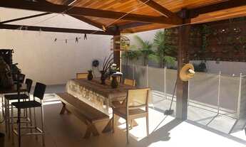 Imagem 4: Casa de alto padrão, 4 quartos, 2 suítes, piscina e hidro