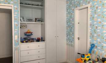 Imagem 5: R. dos Navegantes, 4 Qts, 3 Suítes+Dependencia, 180m², Varanda, Reformado, Armários, Pront