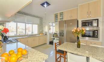 Imagem 4: APARTAMENTO A VENDA DE 4 QUARTOS NO BAIRRO CENTRO EM CURITIBA/PR