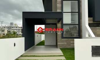 Imagem: Casa à venda no bairro Ribeirão da Ilha